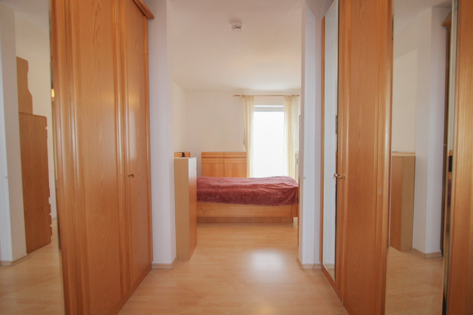 Gut geschnittene 2-Zimmerwohnung mit großem Südwestbalkon in guter Wohnlage!