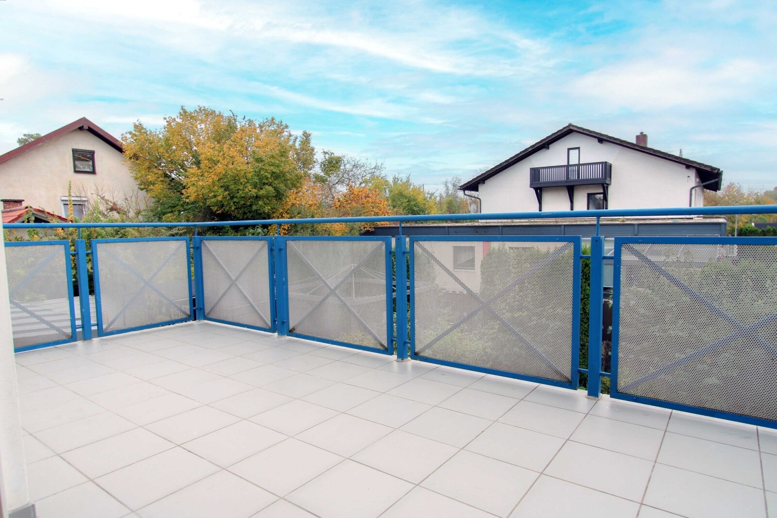 Gut geschnittene 2-Zimmerwohnung mit großem Südwestbalkon in guter Wohnlage!
