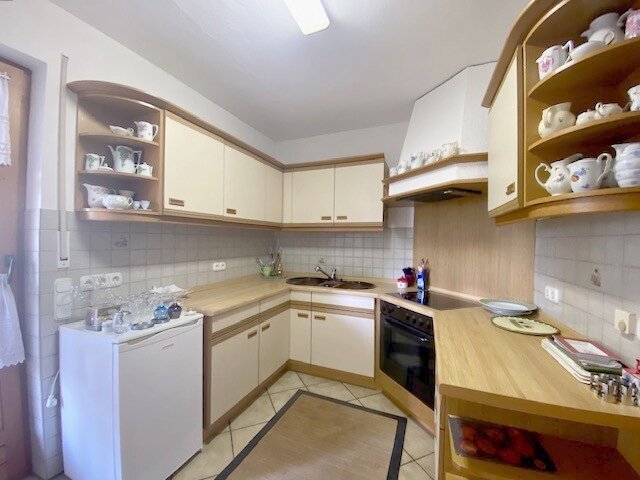 Gut geschnittene 2-Zimmerwohnung mit sehr großer Loggia in der Gemeinde Essenbach!