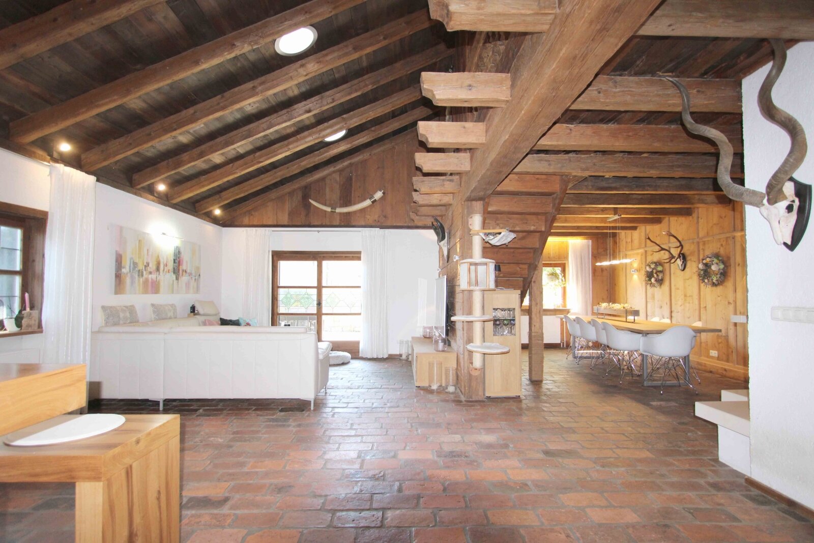 Tradition trifft Moderne: Außergewöhnliches Landhaus, ruhig gelegen nähe Landshut !