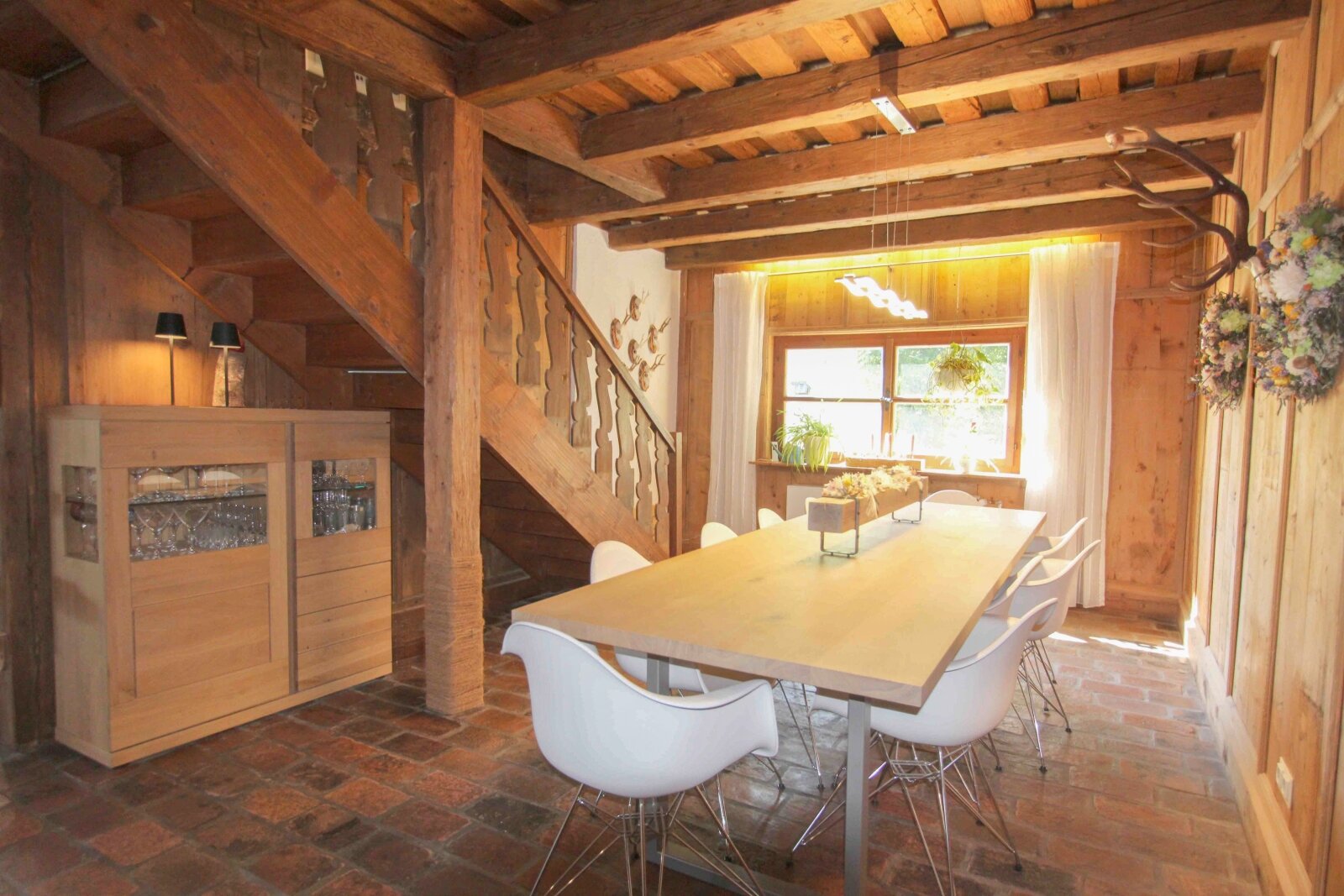 Tradition trifft Moderne: Außergewöhnliches Landhaus, ruhig gelegen nähe Landshut !