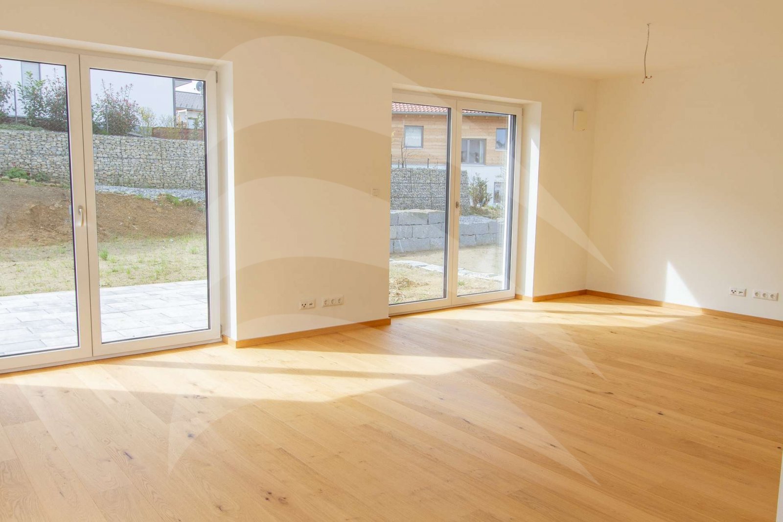 KfW40 Neubau: Traumhafte Doppelhaushälfte in Neukirchen am Inn