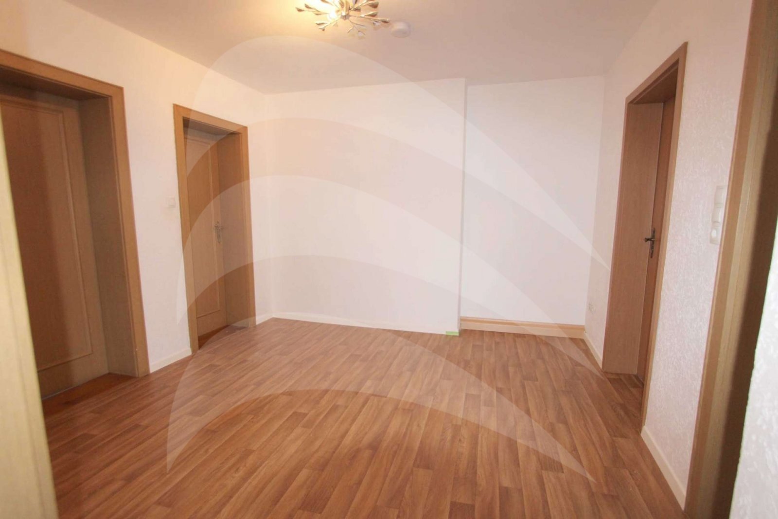 2-Zimmer-Büro mit guter Aufteilung in Landshut, Peter und Paul!