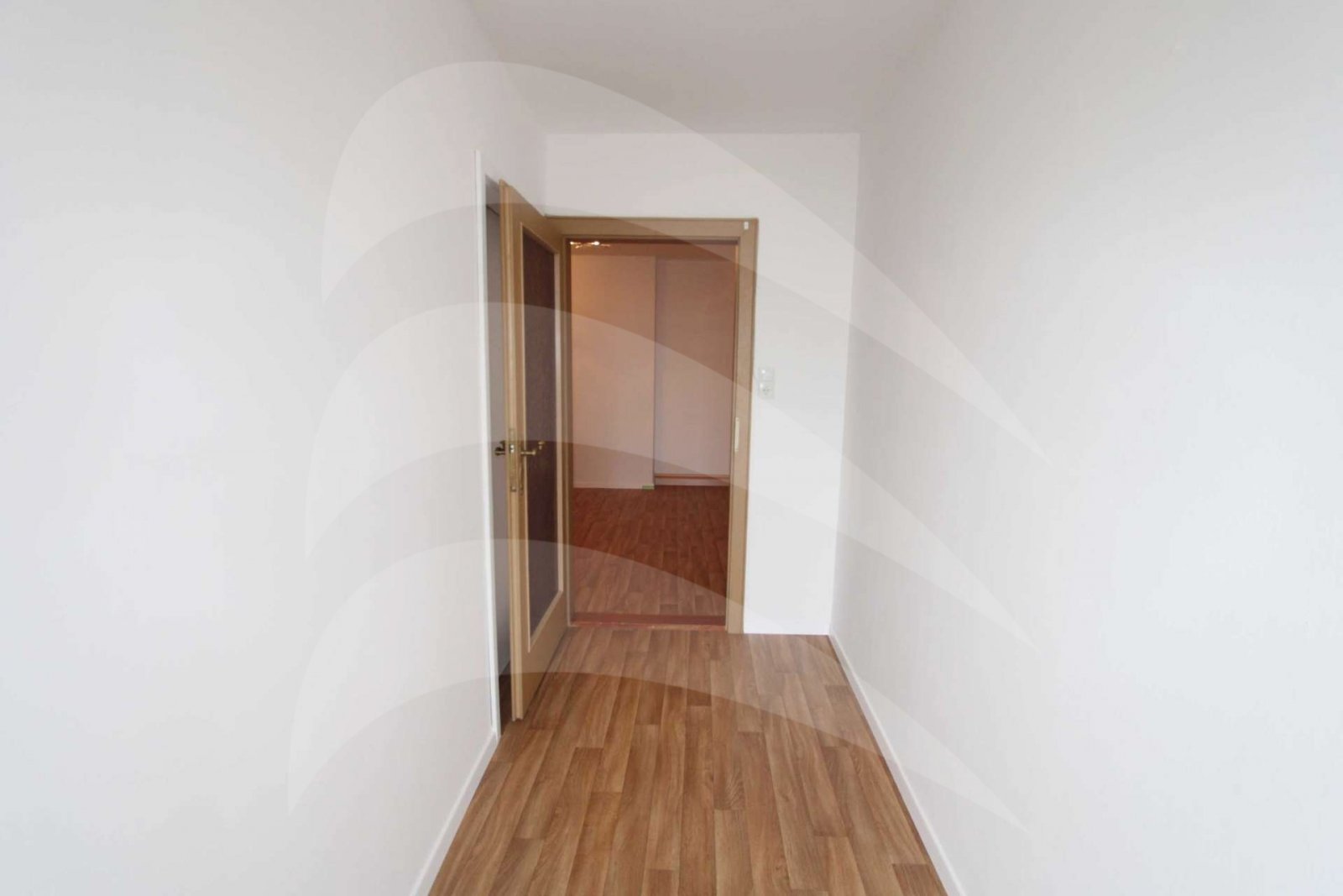 2-Zimmer-Büro mit guter Aufteilung in Landshut, Peter und Paul!