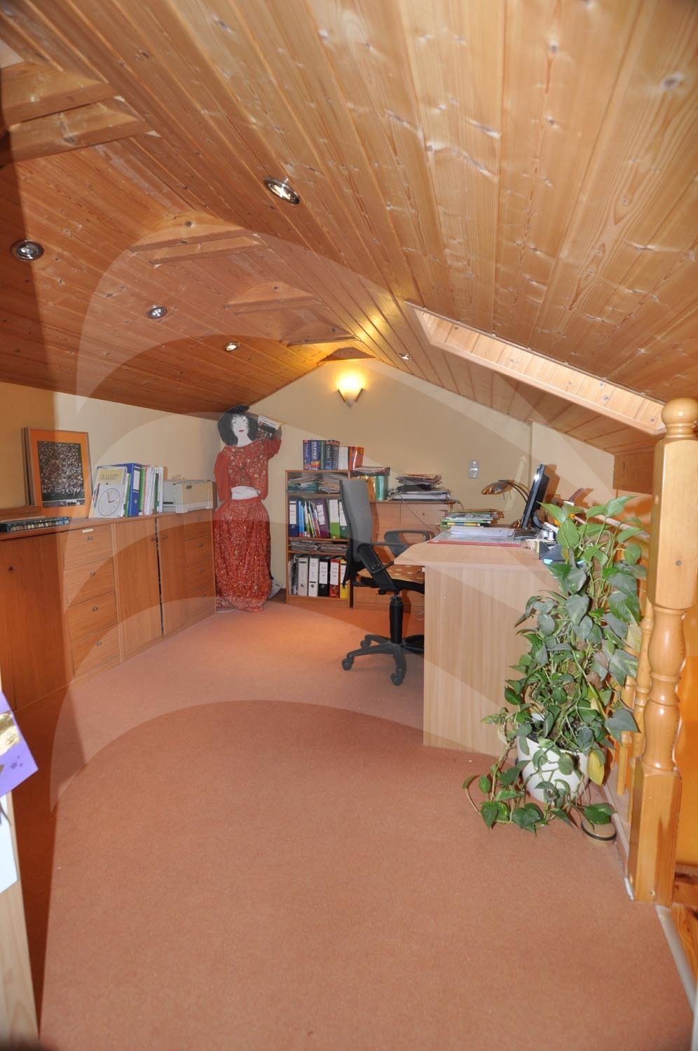 Ruhig gelegenes Reihenhaus (vermietet) am Landshuter Moniberg