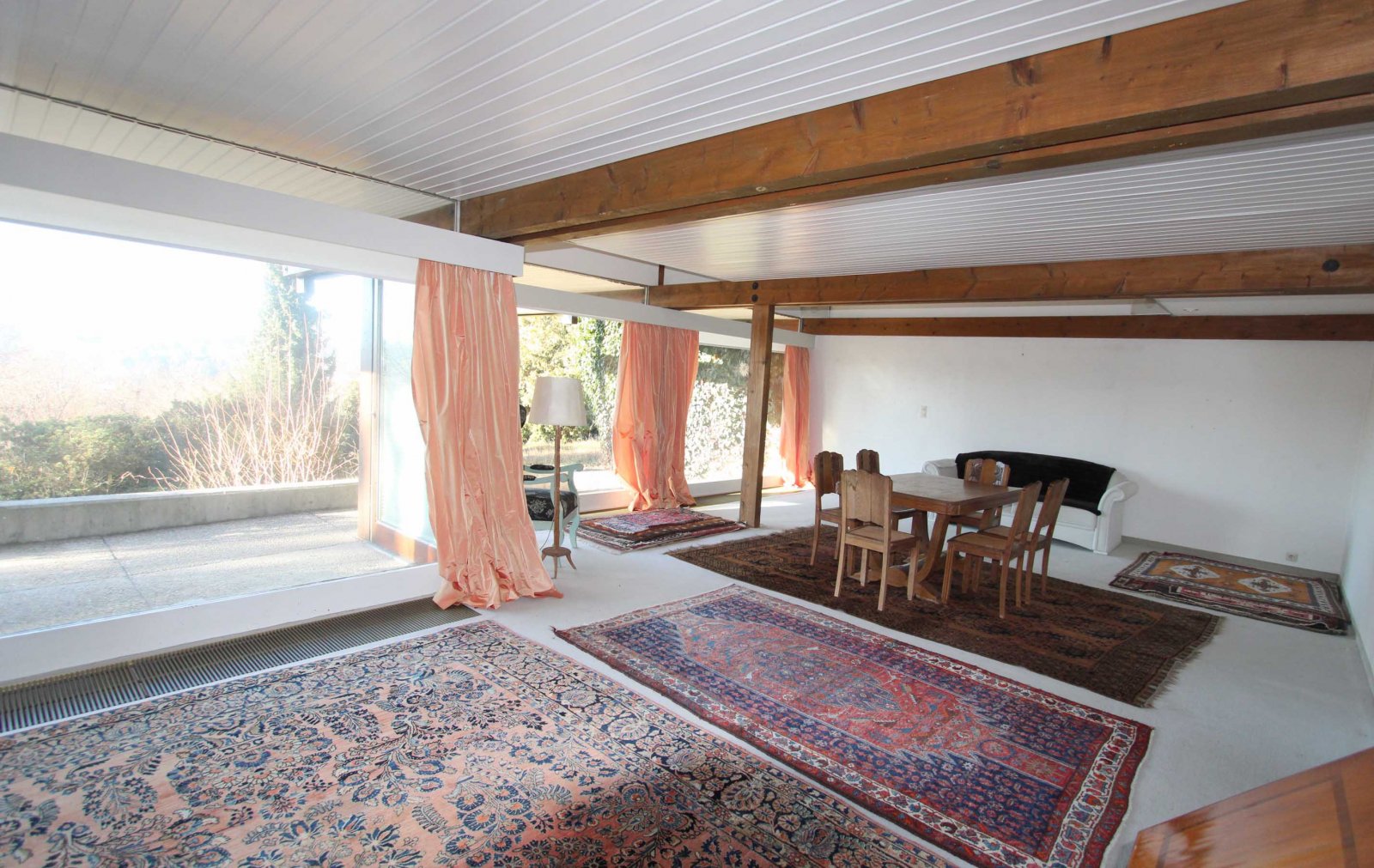 Residieren mit Weitblick: Architektenhaus in exklusiver Lage!