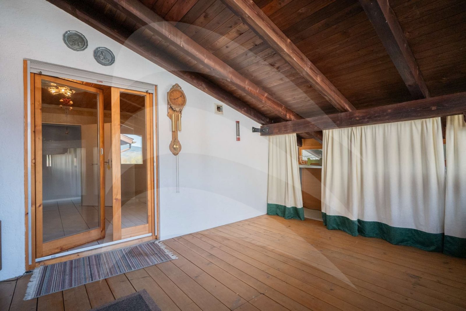 Großzügiges Zweifamilienhaus mit herrlichem Ausblick über Hauzenberg