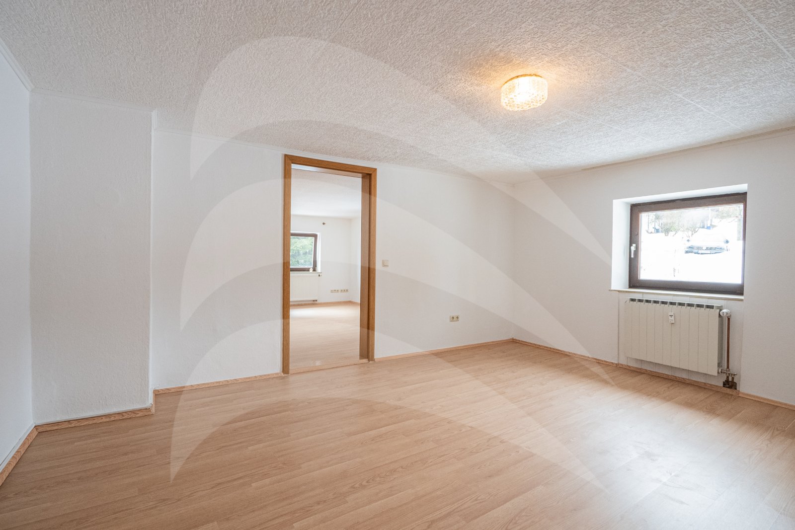 Mehrfamilienhaus mit vielseitigen Nutzungsmöglichkeiten