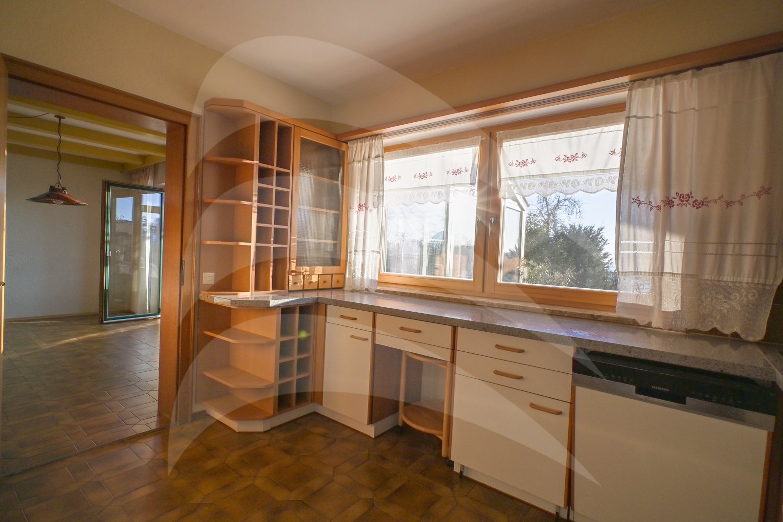 Geräumiges Einfamilienhaus mit Weitblick ins Vilstal