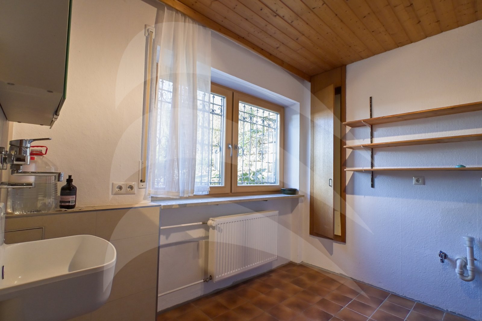 Geräumiges Einfamilienhaus mit Weitblick ins Vilstal