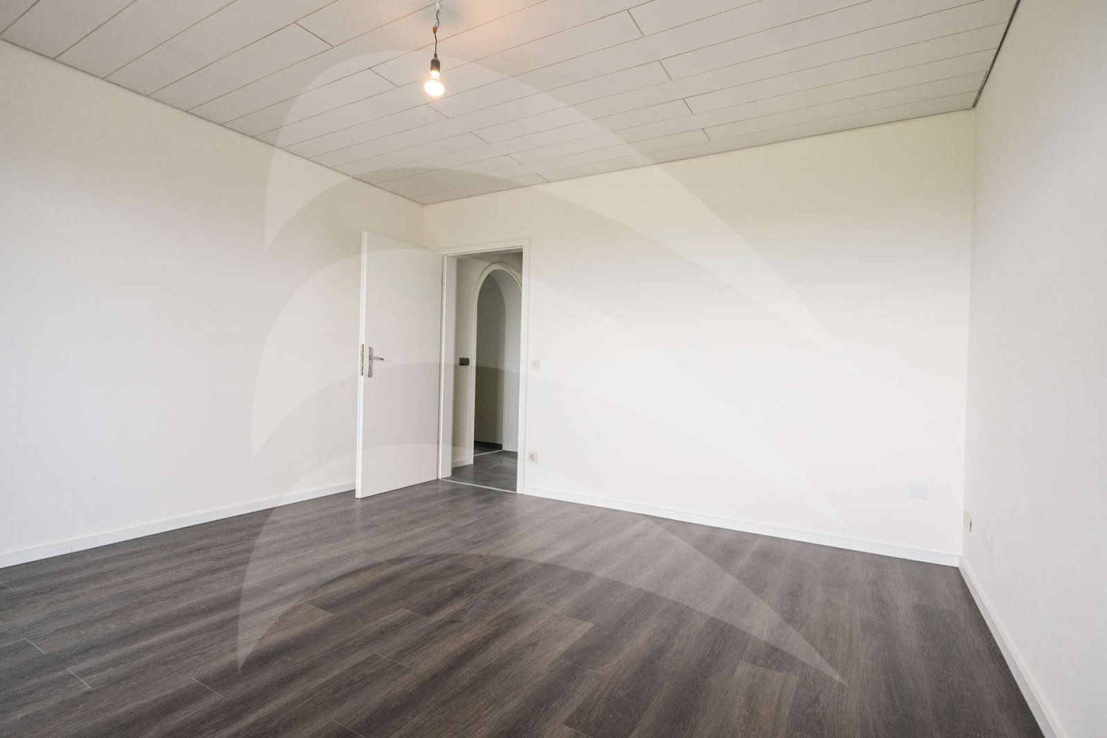 Frisch renoviertes Ein- bis Zweifamilienhaus mit Weitblick