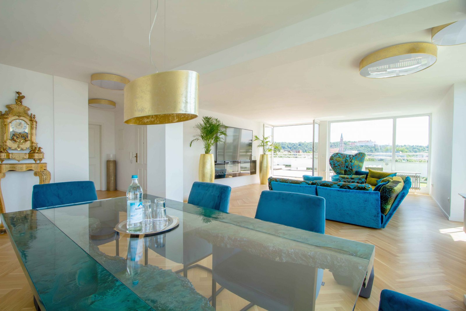 Residieren mit Weitblick! Exklusives Penthouse zwischen Altstadt und Bahnhof.