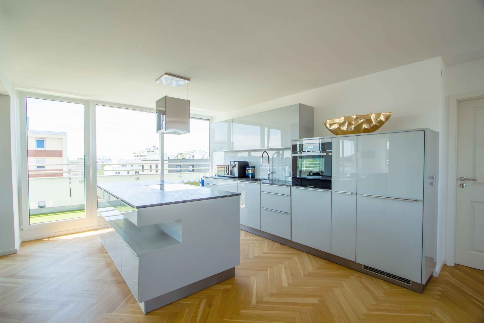 Residieren mit Weitblick! Exklusives Penthouse zwischen Altstadt und Bahnhof.