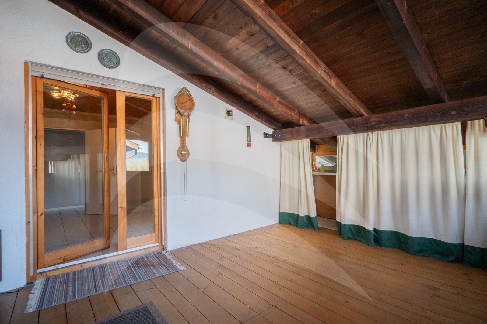 Großzügiges Zweifamilienhaus mit herrlichem Ausblick über Hauzenberg