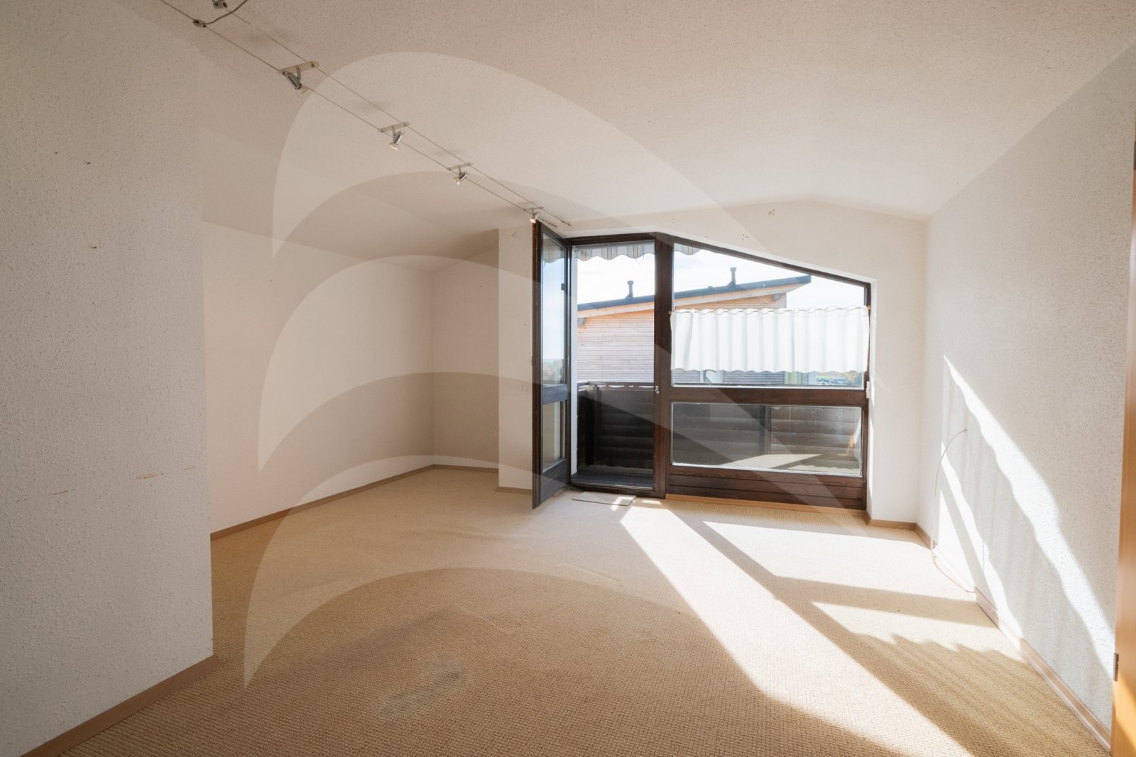 Großzügiges Zweifamilienhaus mit herrlichem Ausblick über Hauzenberg