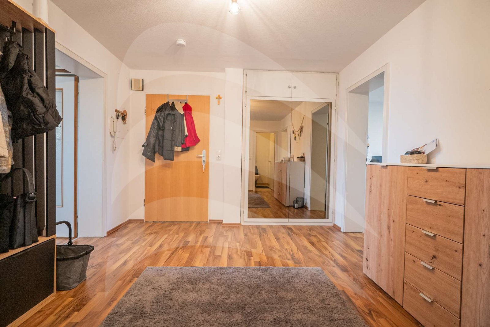 Zentral und ruhig - Großzügige 3-Zimmer-Wohnung mit Fernblick in Passau
