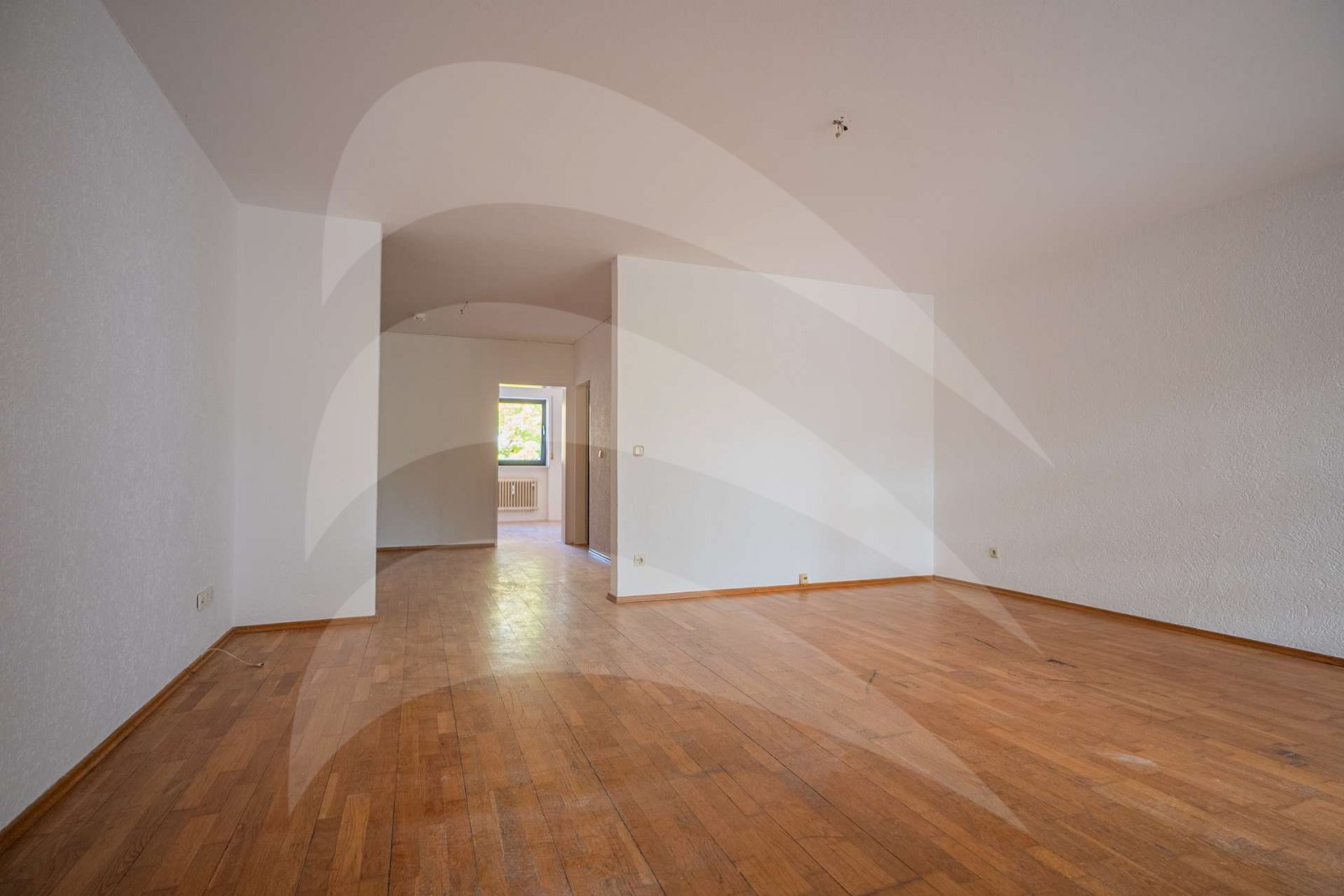 3-Zimmer-Wohnung mit überdachtem Süd-Ostbalkon und Blick ins Grüne