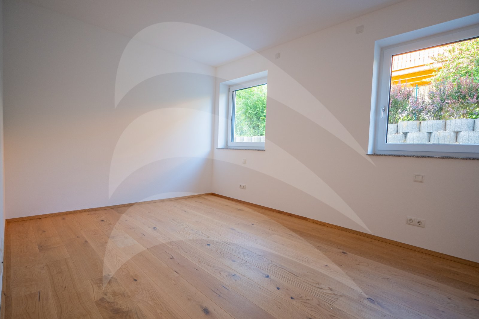 Stadtnah, komfortabel, barrierefrei - moderne 4-Zimmer Wohnung, Neubau mit großem Südbalkon