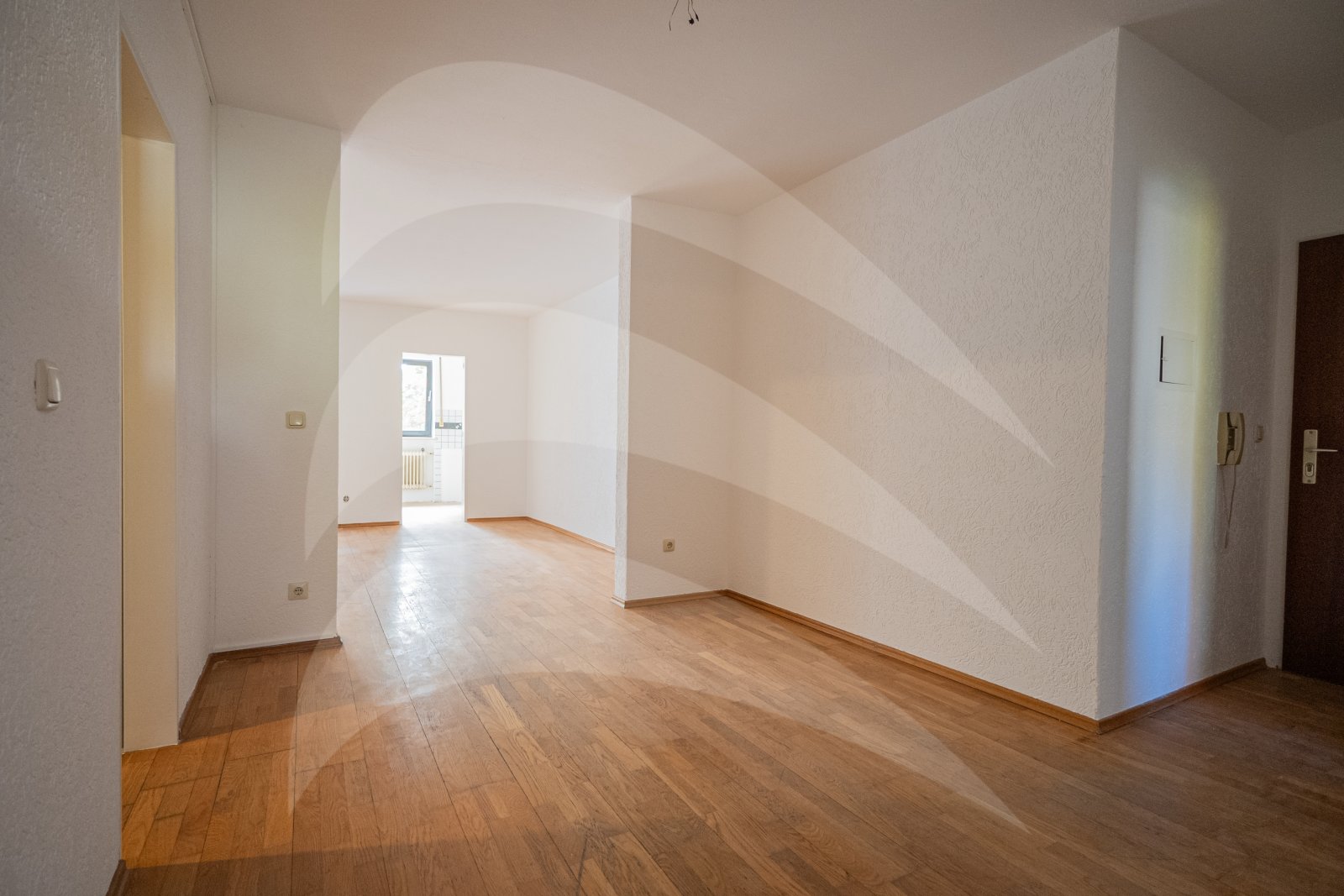 3-Zimmer-Wohnung mit überdachtem Süd-Ostbalkon und Blick ins Grüne