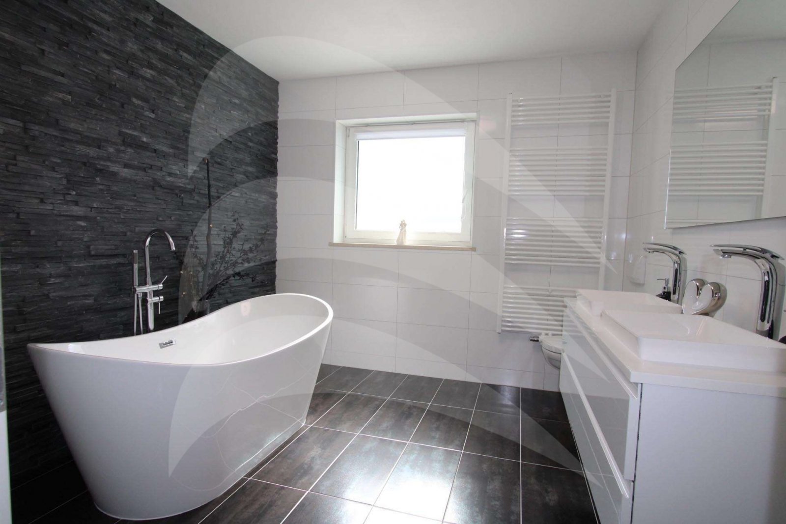 Bad groß Erdgeschoss