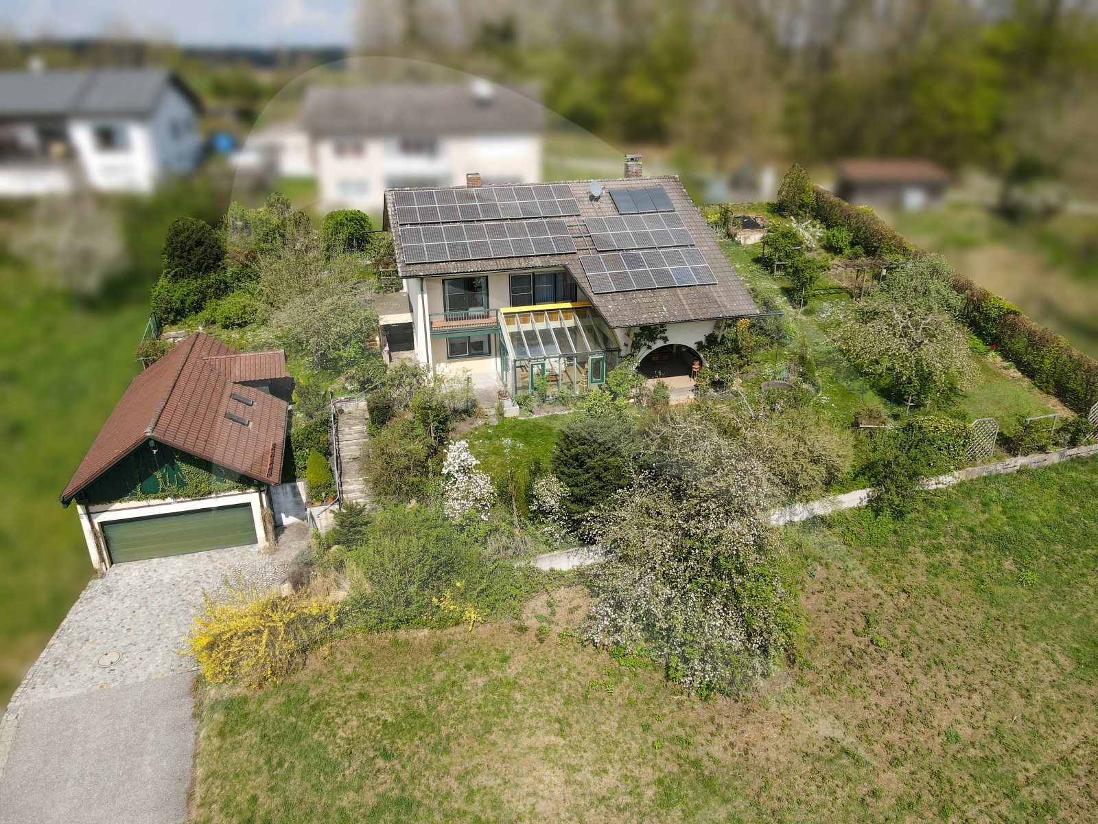 Geräumiges Einfamilienhaus mit Weitblick ins Vilstal 