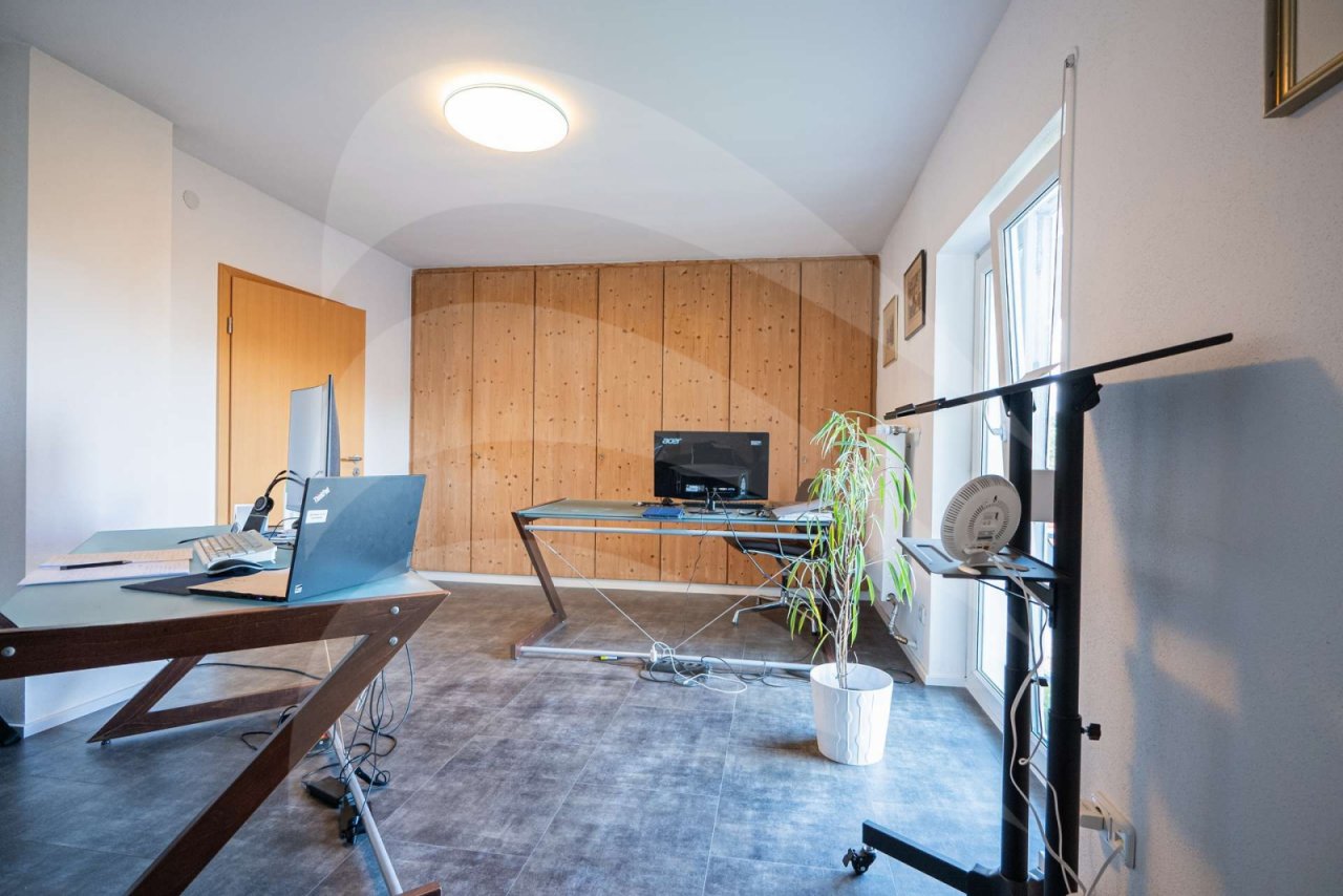 Büro / Gäste Büro / Gäste