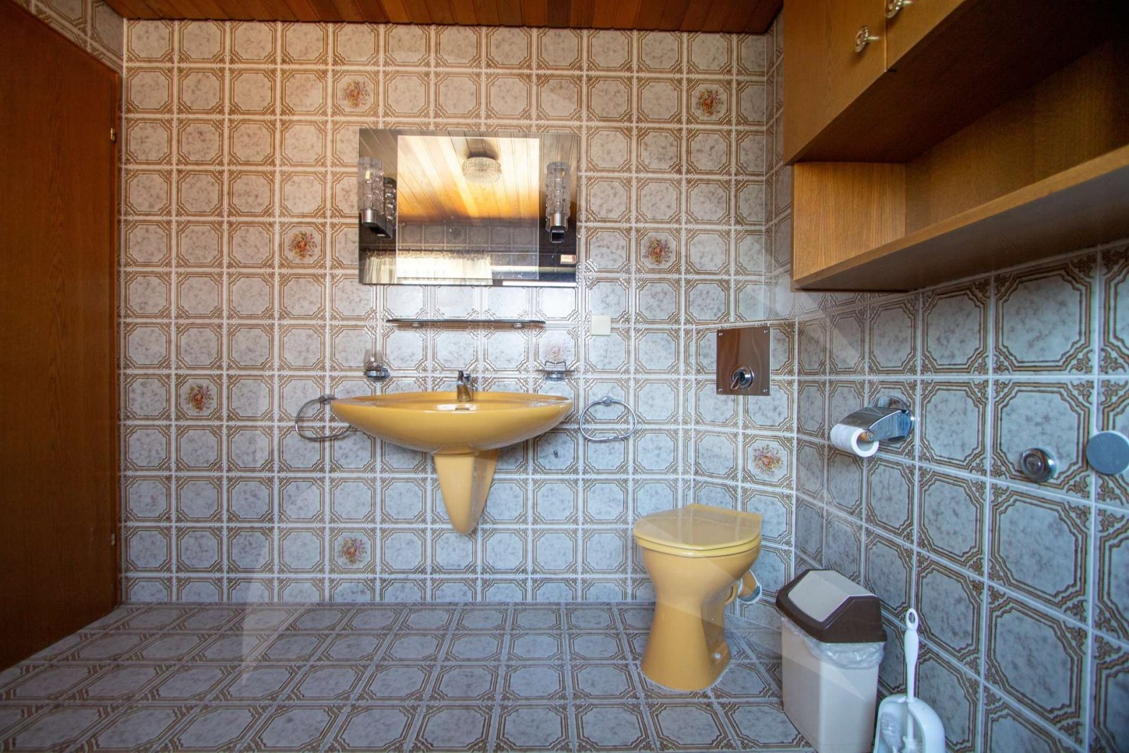 Badezimmer (Anbau) Badezimmer (Anbau)