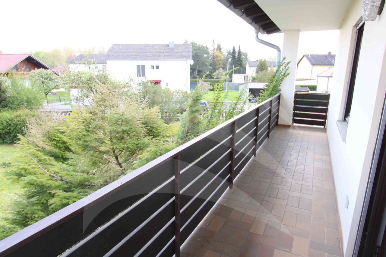 Ostbalkon (Anbau) Ostbalkon (Anbau)