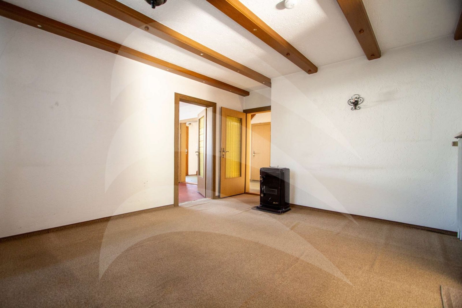 Wohnzimmer (Altbestand) Wohnzimmer (Altbestand)